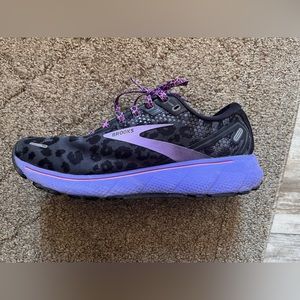 Brooks Ghost 14 size 9M